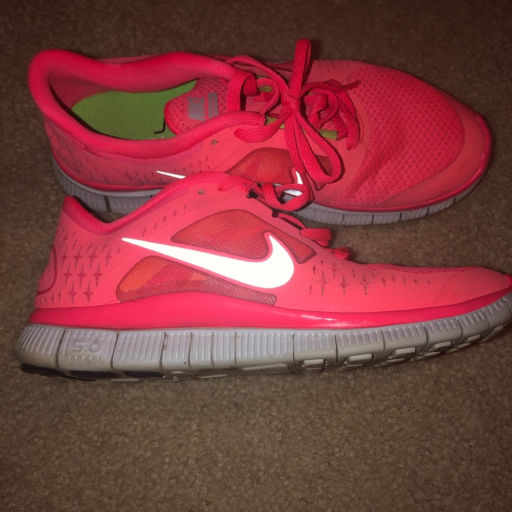 Hot Coral Nike Free Run 3